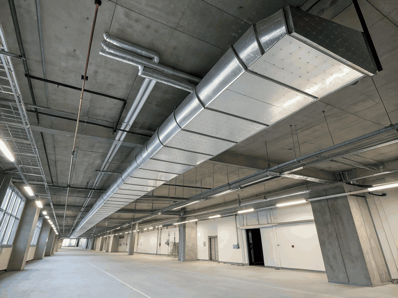 Dual-inlet mixing plenum chamber fabricated for industrial ventilation balance