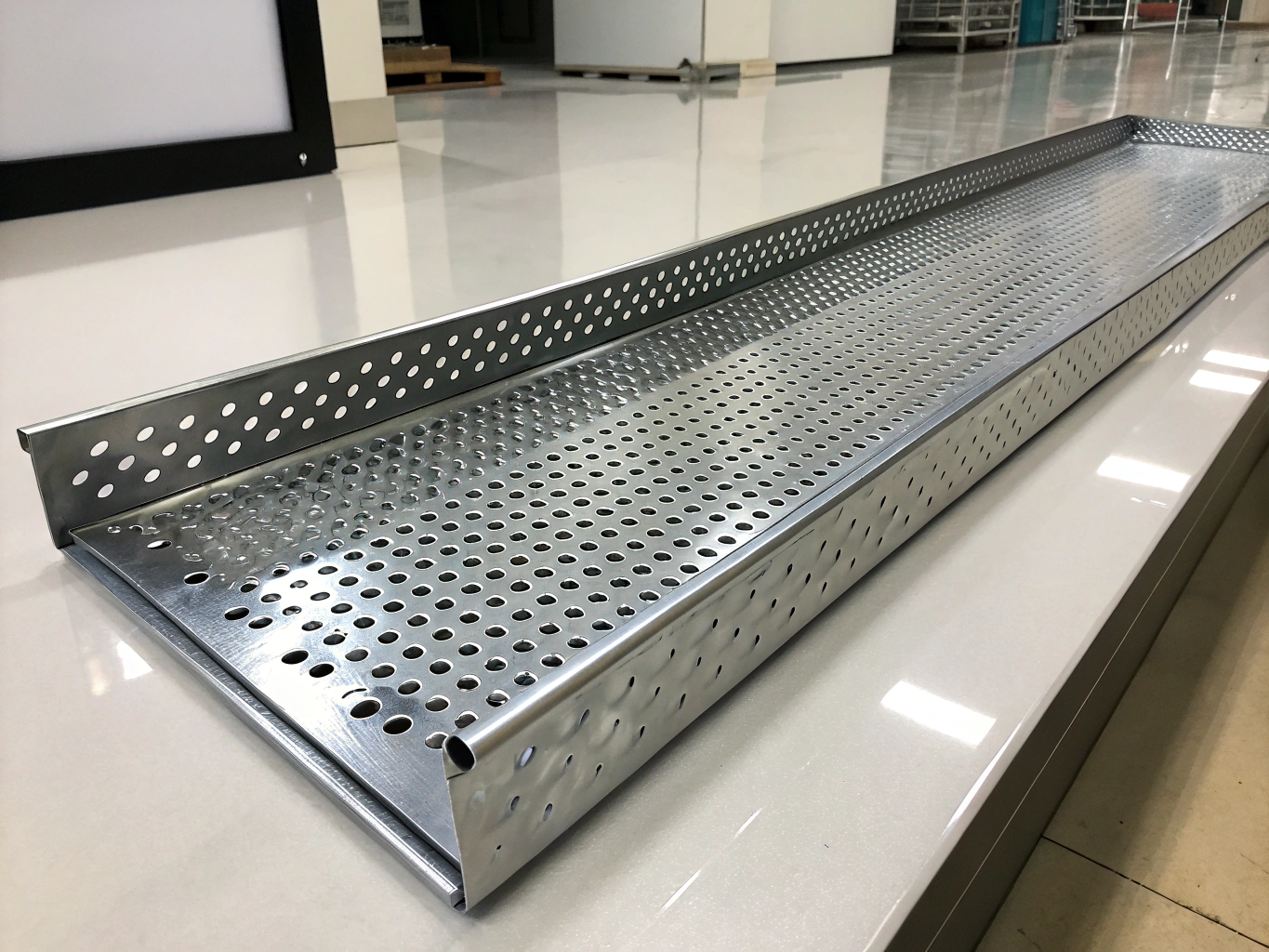 Mechanical and electrical sheet metal cable trays and duct fittings